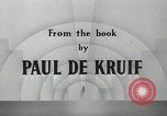 Standbild Dramatisierung über Geburtshilfe in Chicago Hospital United States USA, 1940, aus Sekunde 15 historischem Filmmaterial Videoclip 65675023140