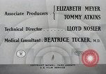 Standbild Dramatisierung über Geburtshilfe in Chicago Hospital United States USA, 1940, aus Sekunde 21 historischem Filmmaterial Videoclip 65675023140