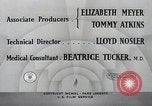 Standbild Dramatisierung über Geburtshilfe in Chicago Hospital United States USA, 1940, aus Sekunde 30 historischem Filmmaterial Videoclip 65675023140