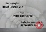 Standbild Dramatisierung über Geburtshilfe in Chicago Hospital United States USA, 1940, aus Sekunde 38 historischem Filmmaterial Videoclip 65675023140