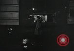 Standbild Dramatisierung über Ärzte Reaktion auf den Tod von Patienten in childbi United States USA, 1940, aus Sekunde 8 historischem Filmmaterial Videoclip 65675023141