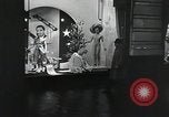 Standbild Dramatisierung über Ärzte Reaktion auf den Tod von Patienten in childbi United States USA, 1940, aus Sekunde 19 historischem Filmmaterial Videoclip 65675023141