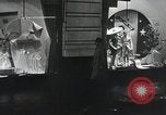 Standbild Dramatisierung über Ärzte Reaktion auf den Tod von Patienten in childbi United States USA, 1940, aus Sekunde 24 historischem Filmmaterial Videoclip 65675023141
