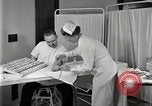 Standbild Protein Allergie test Detroit Michigan Henry Ford Hospital USA, 1936, aus Sekunde 21 historischem Filmmaterial Videoclip 65675023149