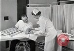 Standbild Protein Allergie test Detroit Michigan Henry Ford Hospital USA, 1936, aus Sekunde 23 historischem Filmmaterial Videoclip 65675023149