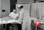Standbild Protein Allergie test Detroit Michigan Henry Ford Hospital USA, 1936, aus Sekunde 30 historischem Filmmaterial Videoclip 65675023149