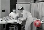 Standbild Protein Allergie test Detroit Michigan Henry Ford Hospital USA, 1936, aus Sekunde 47 historischem Filmmaterial Videoclip 65675023149