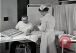 Standbild Protein Allergie test Detroit Michigan Henry Ford Hospital USA, 1936, aus Sekunde 60 historischem Filmmaterial Videoclip 65675023149