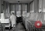 Image Division de la Pédiatrie Detroit Michigan USA, 1936, de la seconde 13 séquences d'archives historiques vidéo 65675023150