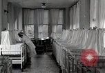 Image Division de la Pédiatrie Detroit Michigan USA, 1936, de la seconde 19 séquences d'archives historiques vidéo 65675023150