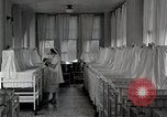 Image Division de la Pédiatrie Detroit Michigan USA, 1936, de la seconde 22 séquences d'archives historiques vidéo 65675023150