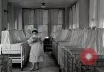 Image Division de la Pédiatrie Detroit Michigan USA, 1936, de la seconde 31 séquences d'archives historiques vidéo 65675023150