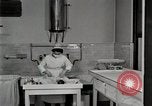 Image Division de la Pédiatrie Detroit Michigan USA, 1936, de la seconde 49 séquences d'archives historiques vidéo 65675023150