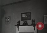 Standbild Geburt quintuplet von Mädchen von Ontario Kanada, 1934, aus Sekunde 35 historischem Filmmaterial Videoclip 65675023155