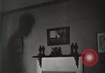 Standbild Geburt quintuplet von Mädchen von Ontario Kanada, 1934, aus Sekunde 44 historischem Filmmaterial Videoclip 65675023155