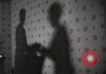 Standbild Geburt quintuplet von Mädchen von Ontario Kanada, 1934, aus Sekunde 8 historischem Filmmaterial Videoclip 65675023156