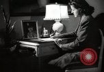 Standbild V-Mail United States USA, 1944, aus Sekunde 37 historischem Filmmaterial Videoclip 65675023159