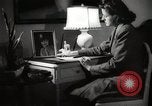 Standbild V-Mail United States USA, 1944, aus Sekunde 44 historischem Filmmaterial Videoclip 65675023159