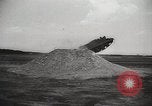 Standbild Gun carrier Tanks United States USA, 1944, aus Sekunde 49 historischem Filmmaterial Videoclip 65675023161