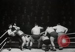 Immagine di Match Wrestling Richmond Virginia USA, 1938, secondo 22 filmato di repertorio 65675023168