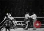 Immagine di Match Wrestling Richmond Virginia USA, 1938, secondo 26 filmato di repertorio 65675023168