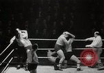 Immagine di Match Wrestling Richmond Virginia USA, 1938, secondo 27 filmato di repertorio 65675023168