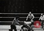 Immagine di Match Wrestling Richmond Virginia USA, 1938, secondo 36 filmato di repertorio 65675023168