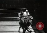 Immagine di Match Wrestling Richmond Virginia USA, 1938, secondo 51 filmato di repertorio 65675023168