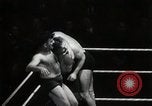 Immagine di Match Wrestling Richmond Virginia USA, 1938, secondo 54 filmato di repertorio 65675023168