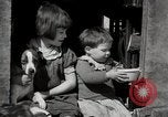 Standbild James Stewart Dunbarton Ontario, 1938, aus Sekunde 23 historischem Filmmaterial Videoclip 65675023171