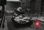 Immagine di Le fabbriche di munizioni Le Creusot Francia, 1938, secondo 35 filmato di repertorio 65675023174