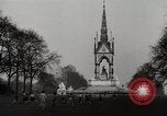 Standbild Spring Time London England Vereinigtes Königreich, 1938, aus Sekunde 24 historischem Filmmaterial Videoclip 65675023175