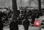 Standbild Spring Time London England Vereinigtes Königreich, 1938, aus Sekunde 56 historischem Filmmaterial Videoclip 65675023175