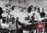 Standbild palästinensisch-arabischen Flüchtlinge Ägypten, 1950, aus Sekunde 26 historischem Filmmaterial Videoclip 65675023180