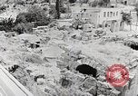 Immagine di Rifugiati che vivono condizioni Amman Giordania, 1950, secondo 52 filmato di repertorio 65675023182