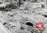 Immagine di Rifugiati che vivono condizioni Amman Giordania, 1950, secondo 53 filmato di repertorio 65675023182