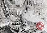 Immagine di Arabo-palestinese rifugiati Amman Giordania, 1950, secondo 3 filmato di repertorio 65675023184