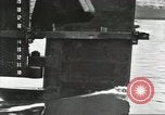 Immagine di Lancio di navi Scotland Regno Unito, 1950, secondo 51 filmato di repertorio 65675023185