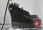 Immagine di Lancio di navi Scotland Regno Unito, 1950, secondo 61 filmato di repertorio 65675023185