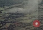 Standbild 34th Fighter Squadron Kyushu in Japan, 1945, aus Sekunde 5 historischem Filmmaterial Videoclip 65675023194