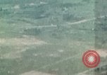 Standbild 34th Fighter Squadron Kyushu in Japan, 1945, aus Sekunde 26 historischem Filmmaterial Videoclip 65675023194