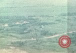 Standbild 34th Fighter Squadron Kyushu in Japan, 1945, aus Sekunde 27 historischem Filmmaterial Videoclip 65675023194