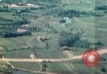 Standbild 34th Fighter Squadron Kyushu in Japan, 1945, aus Sekunde 32 historischem Filmmaterial Videoclip 65675023194