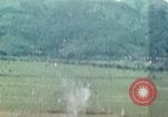 Standbild 34th Fighter Squadron Kyushu in Japan, 1945, aus Sekunde 50 historischem Filmmaterial Videoclip 65675023194