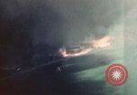 Standbild Gun camera footage strafing Ziele Tarumizu Kyushu in Japan, 1945, aus Sekunde 22 historischem Filmmaterial Videoclip 65675023197