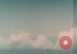 Standbild Luft Bekämpfung Tarumizu Kyushu in Japan, 1945, aus Sekunde 32 historischem Filmmaterial Videoclip 65675023198
