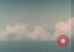 Standbild Luft Bekämpfung Tarumizu Kyushu in Japan, 1945, aus Sekunde 40 historischem Filmmaterial Videoclip 65675023198
