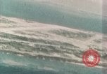 Image USAAF strafes navire japonais Tarumizu Kyushu au Japon, 1945, de la seconde 8 séquences d'archives historiques vidéo 65675023202
