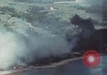 Standbild USAAF Brände auf dem Boden Ziele Japan Miyakonojo, 1945, aus Sekunde 3 historischem Filmmaterial Videoclip 65675023203