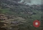 Standbild USAAF Brände auf dem Boden Ziele Japan Miyakonojo, 1945, aus Sekunde 8 historischem Filmmaterial Videoclip 65675023203